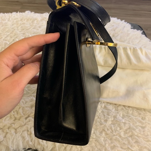 SOLD!! Authentic Salvatore Ferragamo Vintage Kelly Top Handle Black Leather Tote - Picture 5 of 15